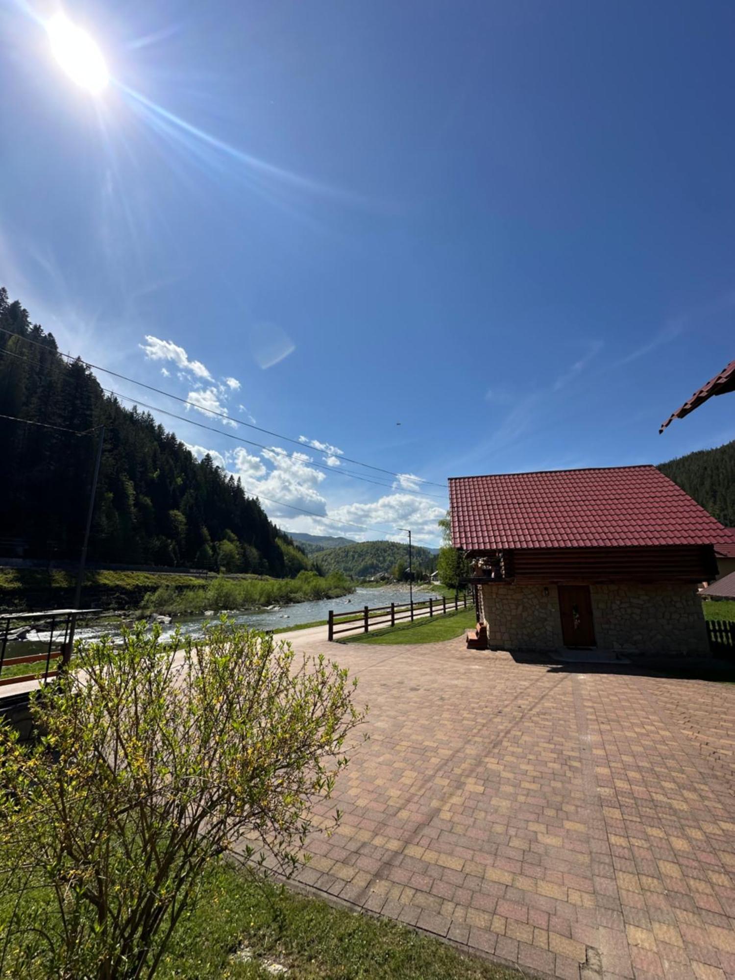 Садиба "Джерело" Yaremche Exterior photo