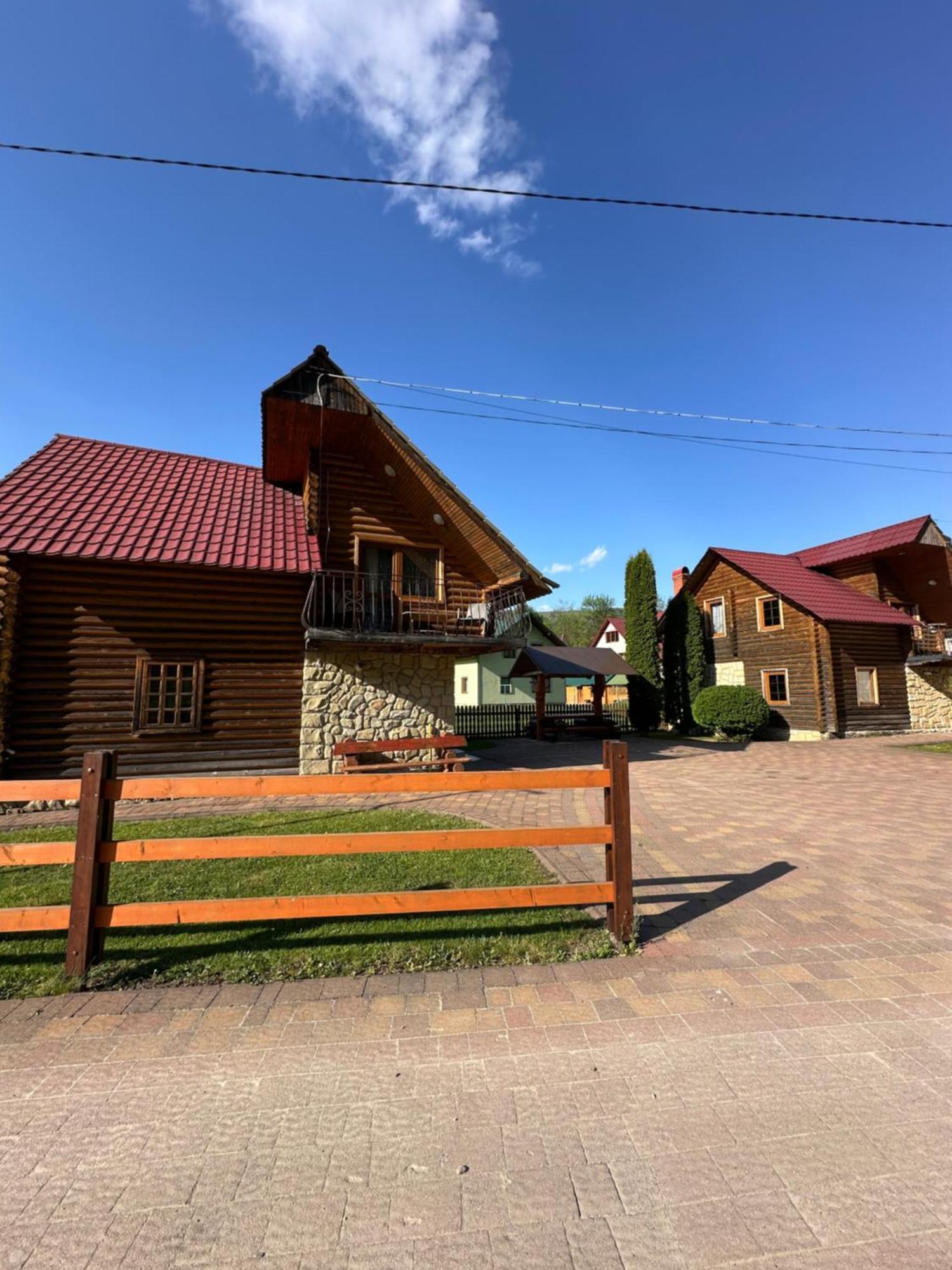 Садиба "Джерело" Yaremche Exterior photo